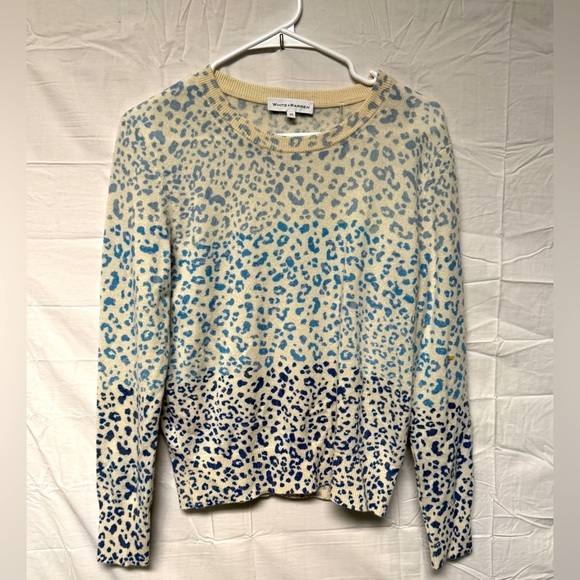 White and Warren 100% cashmere pullover sweater animal print size x small - Picture 1 of 3